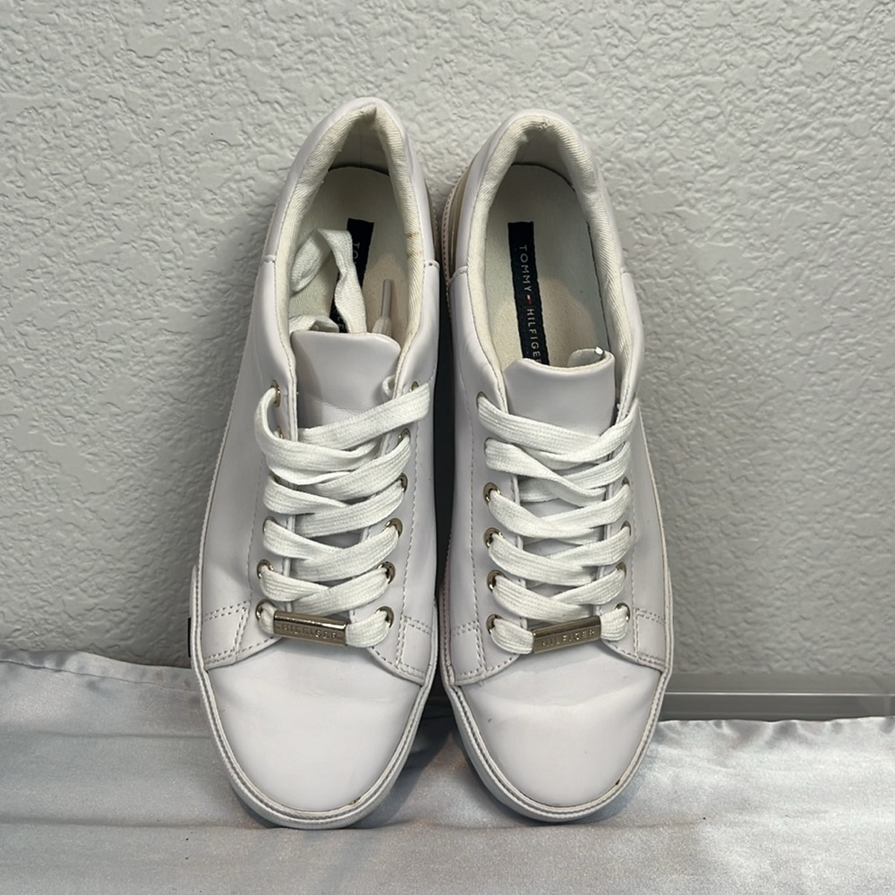 Tommy Hilfiger White Leather Sole Sneakers - Picture 3 of 13